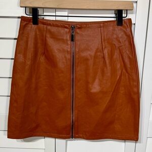 HYFVE Faux Leather Mini Skirt Brown Front Zip High Waist Size S‎